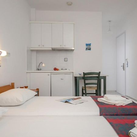 Nostos Studios At Saint George Beach Agios Georgios Chora Naxos Town Naxos City ภายนอก รูปภาพ