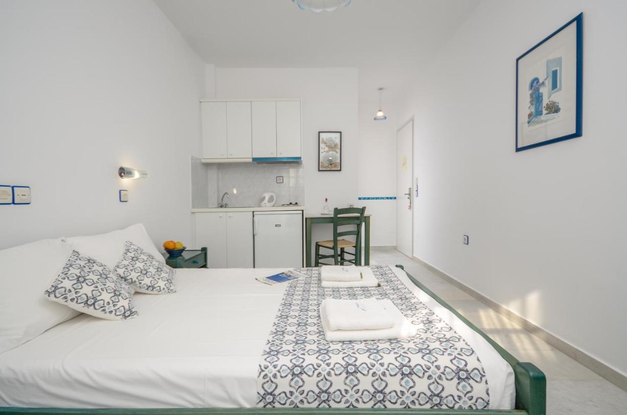 Nostos Studios At Saint George Beach Agios Georgios Chora Naxos Town Naxos City ภายนอก รูปภาพ